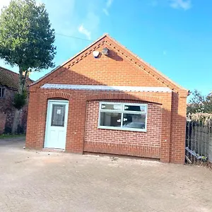 Crowd Luxury - Fishlake Properties , Doncaster United Kingdom